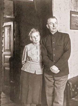 Н.И. и Б.Н. Абрамовы. Венёв, Тульская область.  Из архива Б.А. Данилова. 