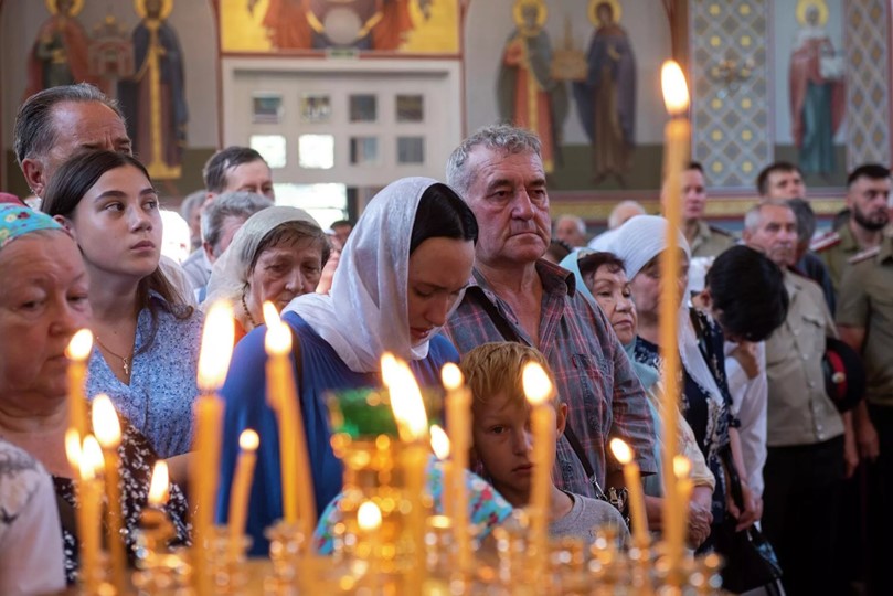 Памятник Александру Невскому в Алматы