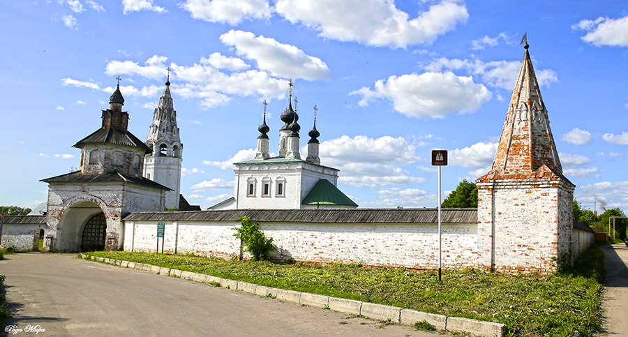 Суздаль. Монастырь Александра Невского. Современная фотография.